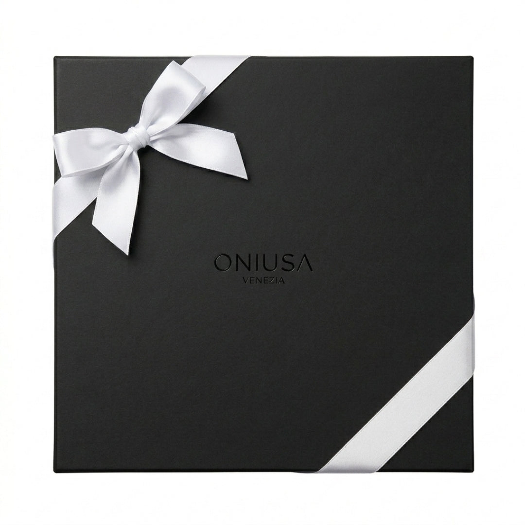 Oniusa Gift Box