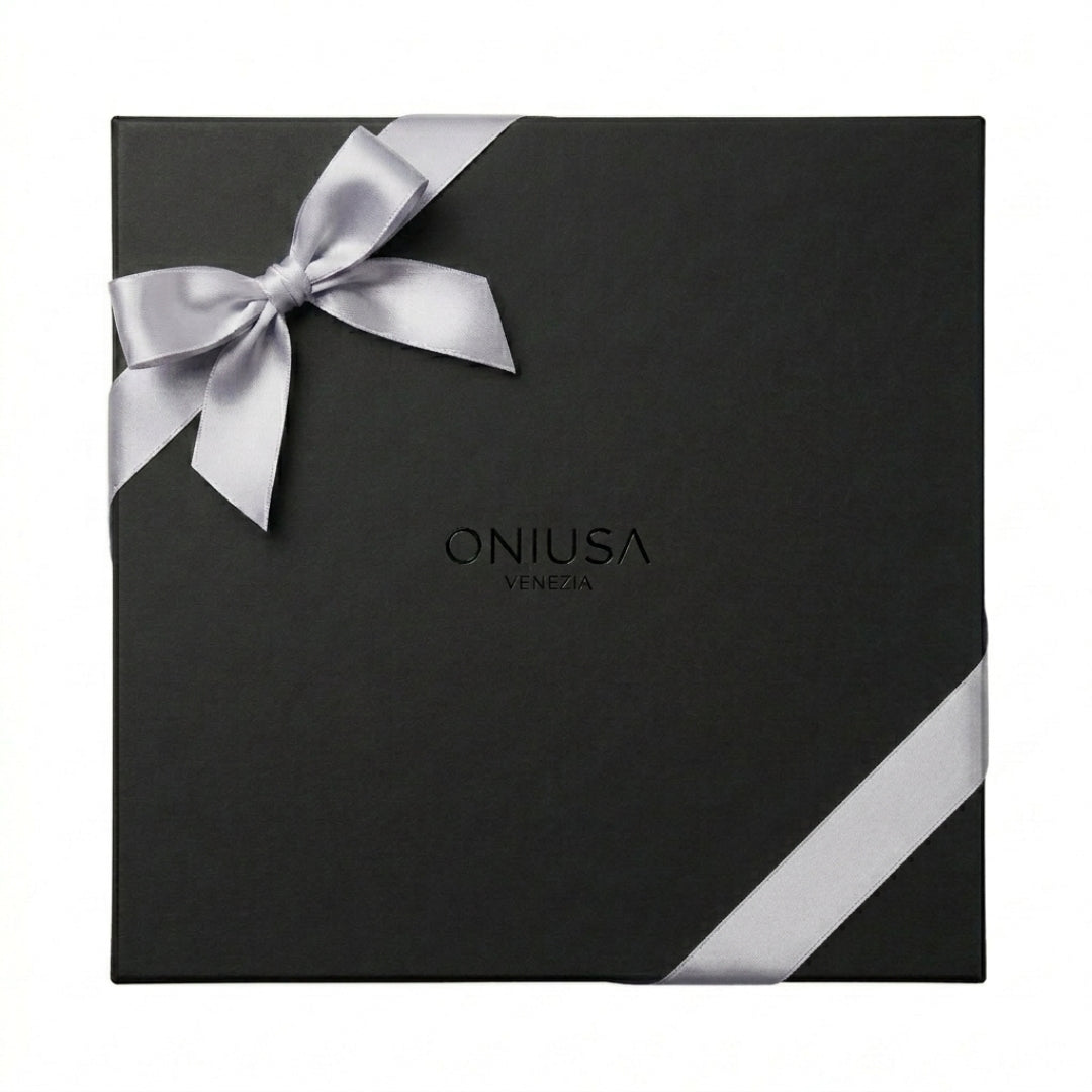 Oniusa Gift Box