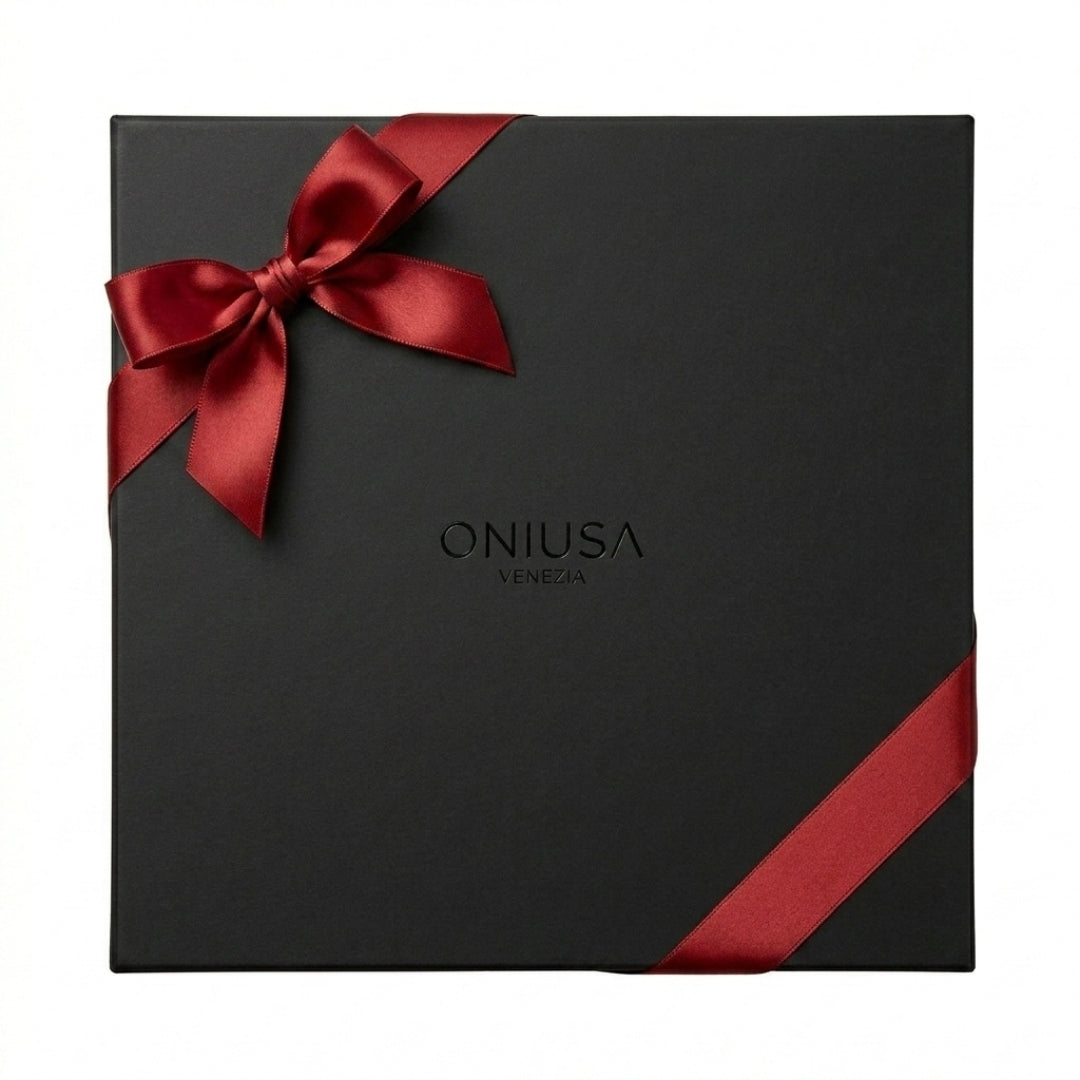 Oniusa Gift Box