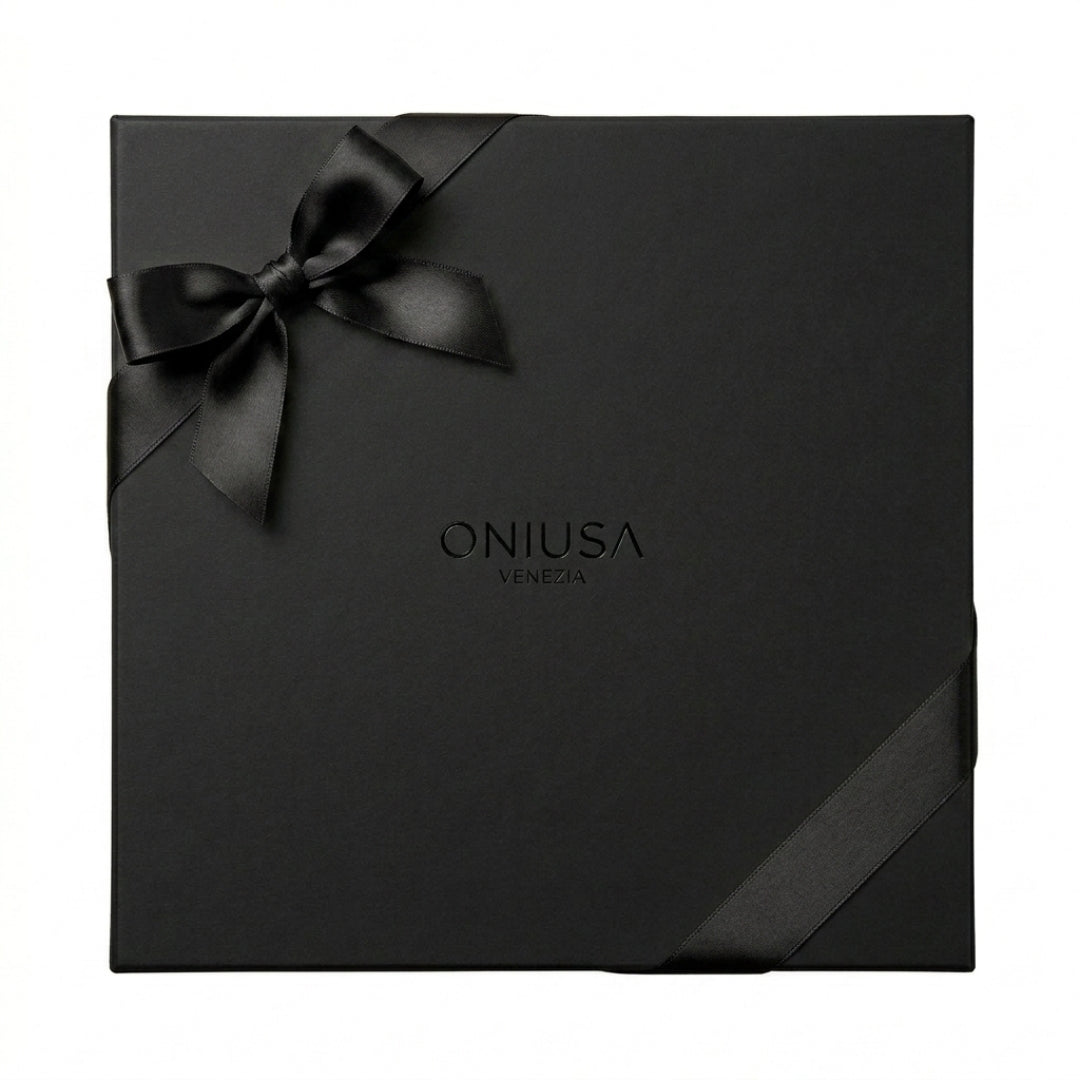 Oniusa Gift Box